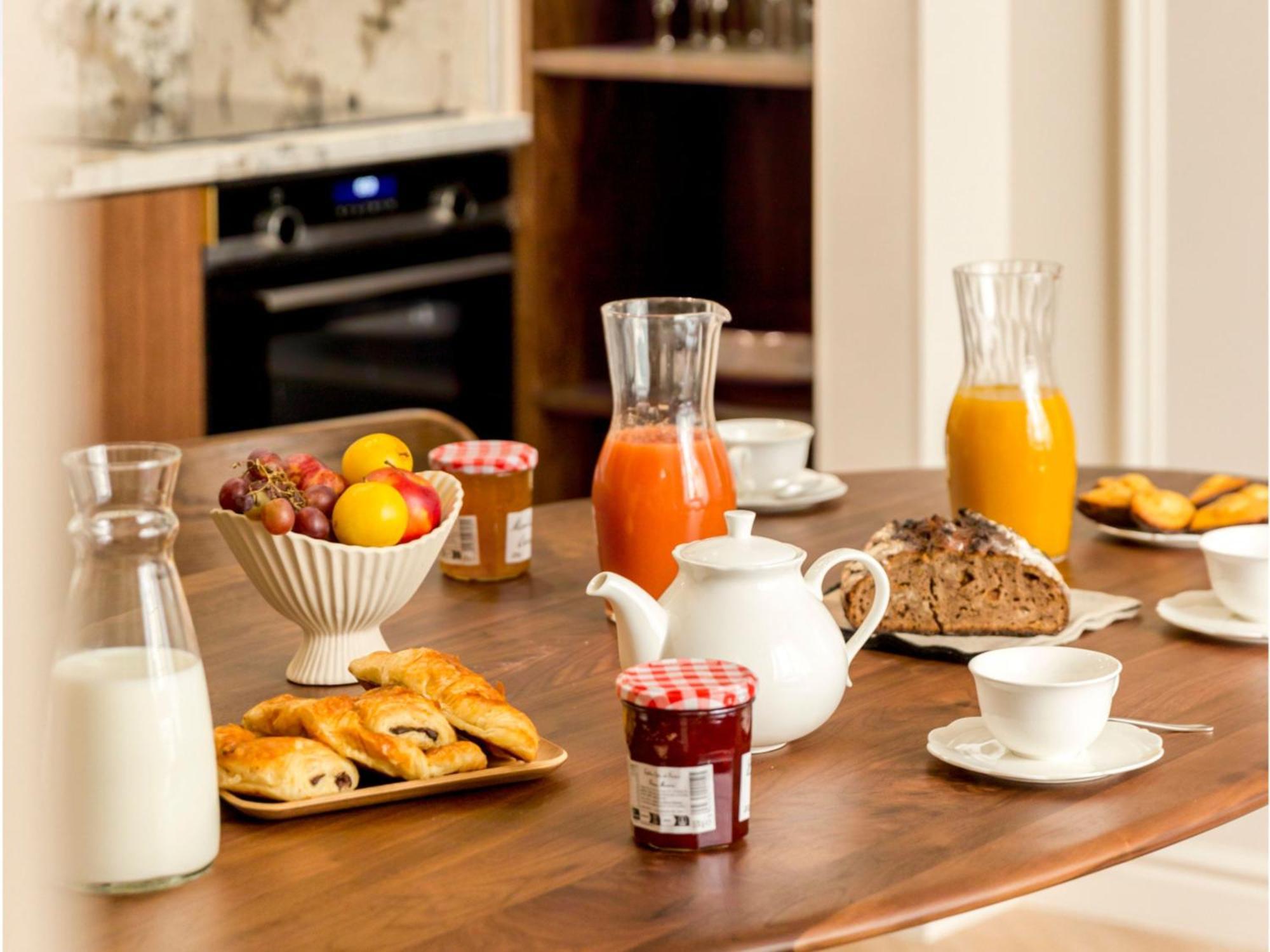 Merveil - Signature Suite-champs Elysees- Marignan Apartment
